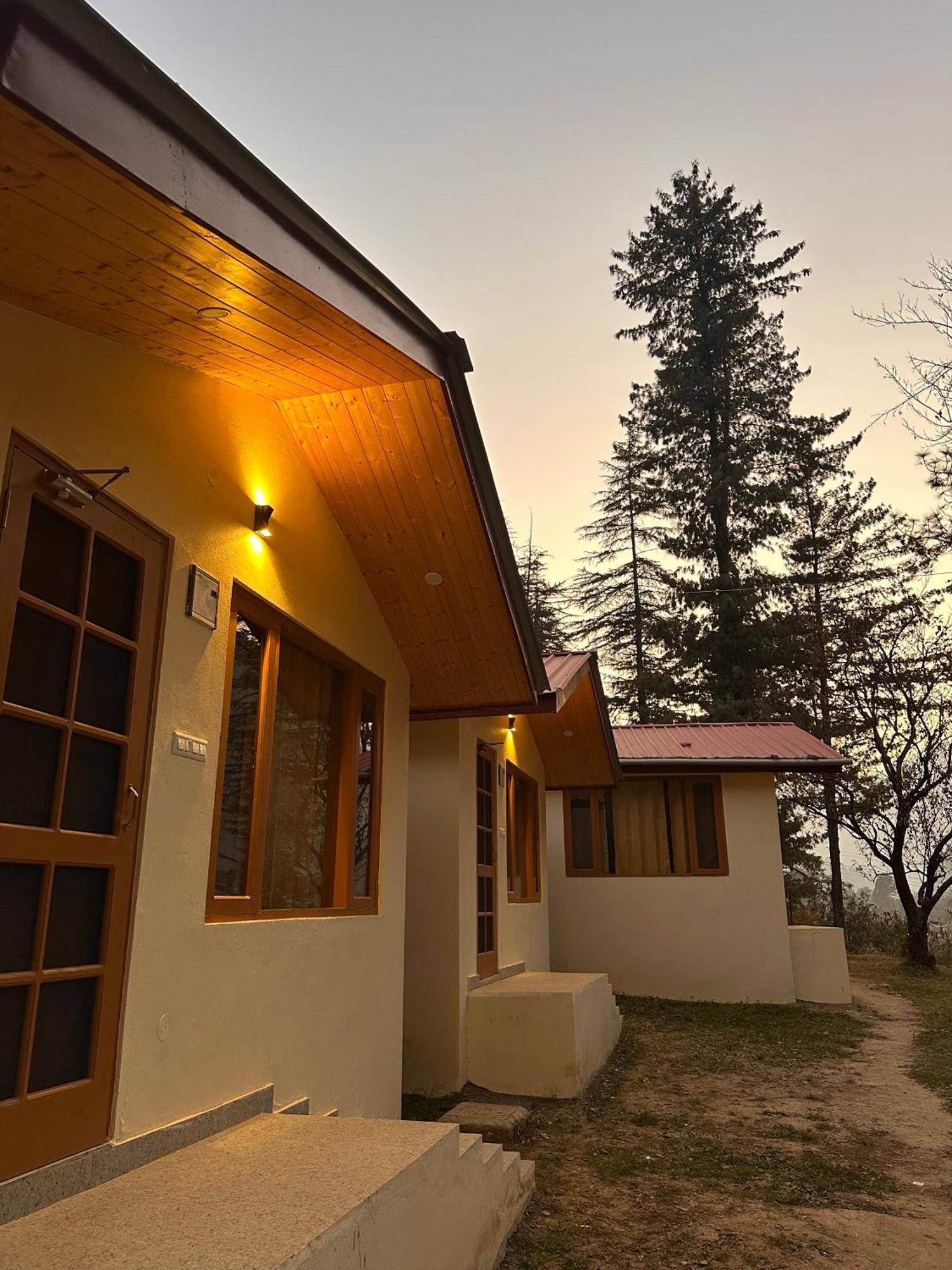Ahava Kasol Riverside Cafe And Cottages Bagian luar foto
