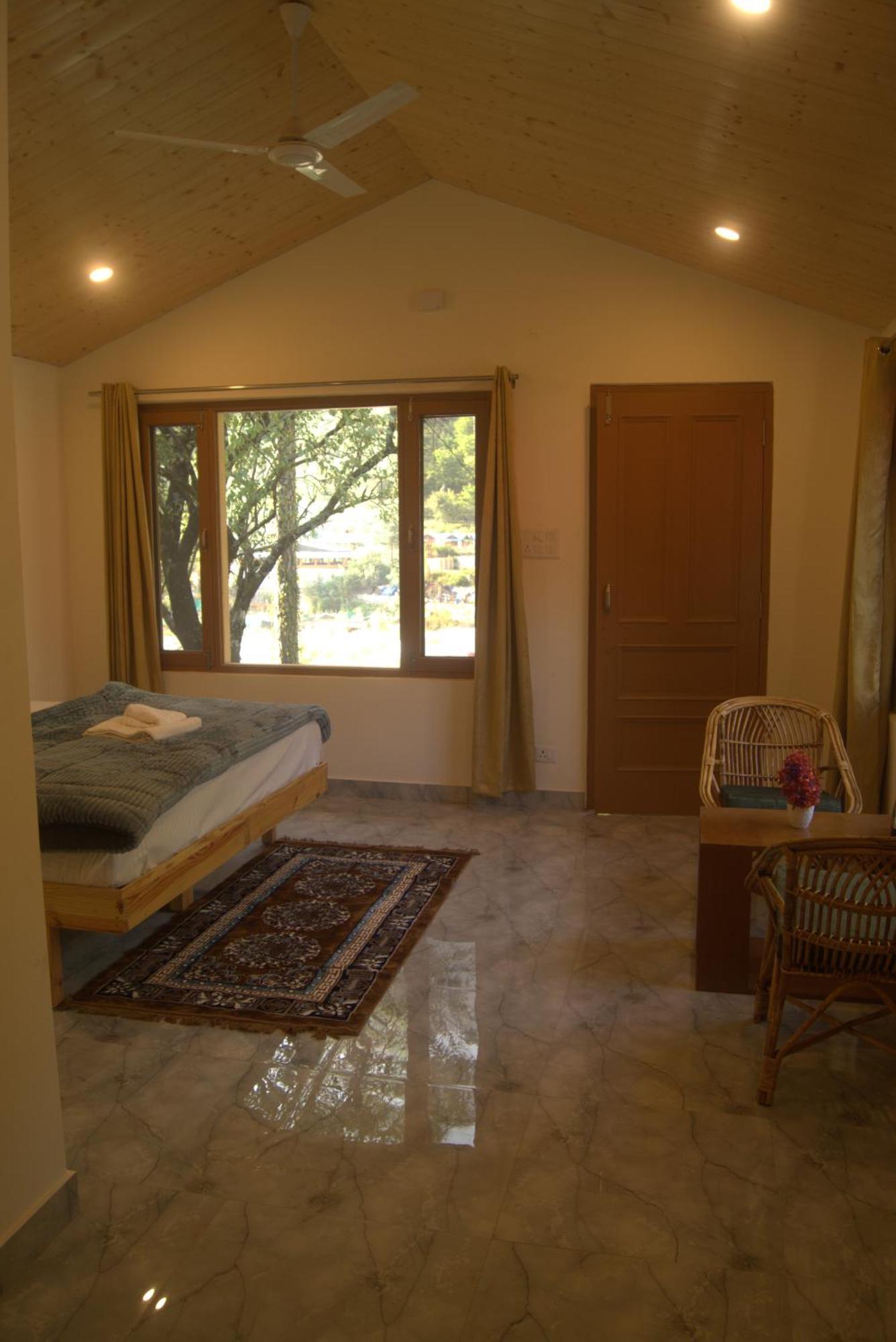 Ahava Kasol Riverside Cafe And Cottages Bagian luar foto