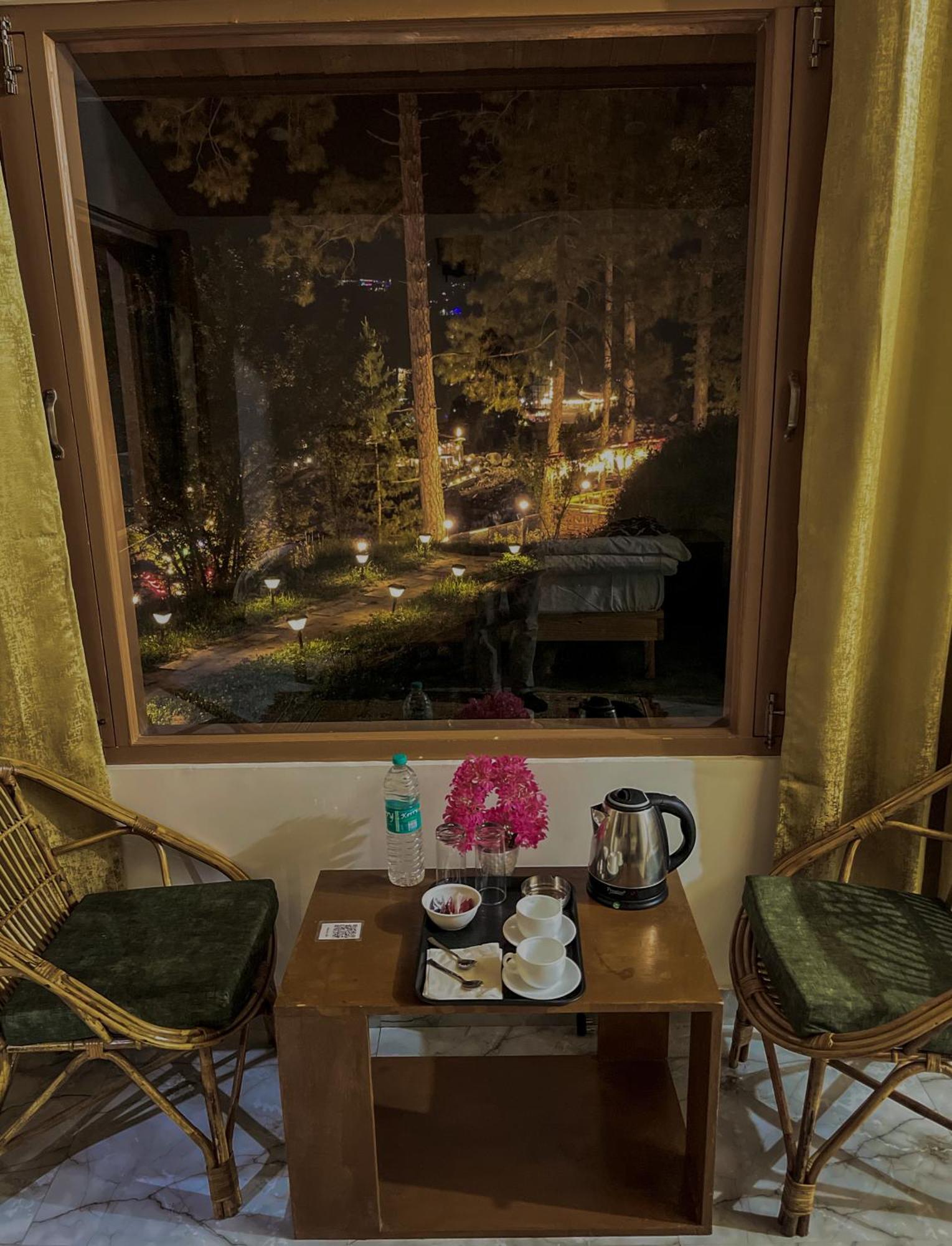Ahava Kasol Riverside Cafe And Cottages Bagian luar foto