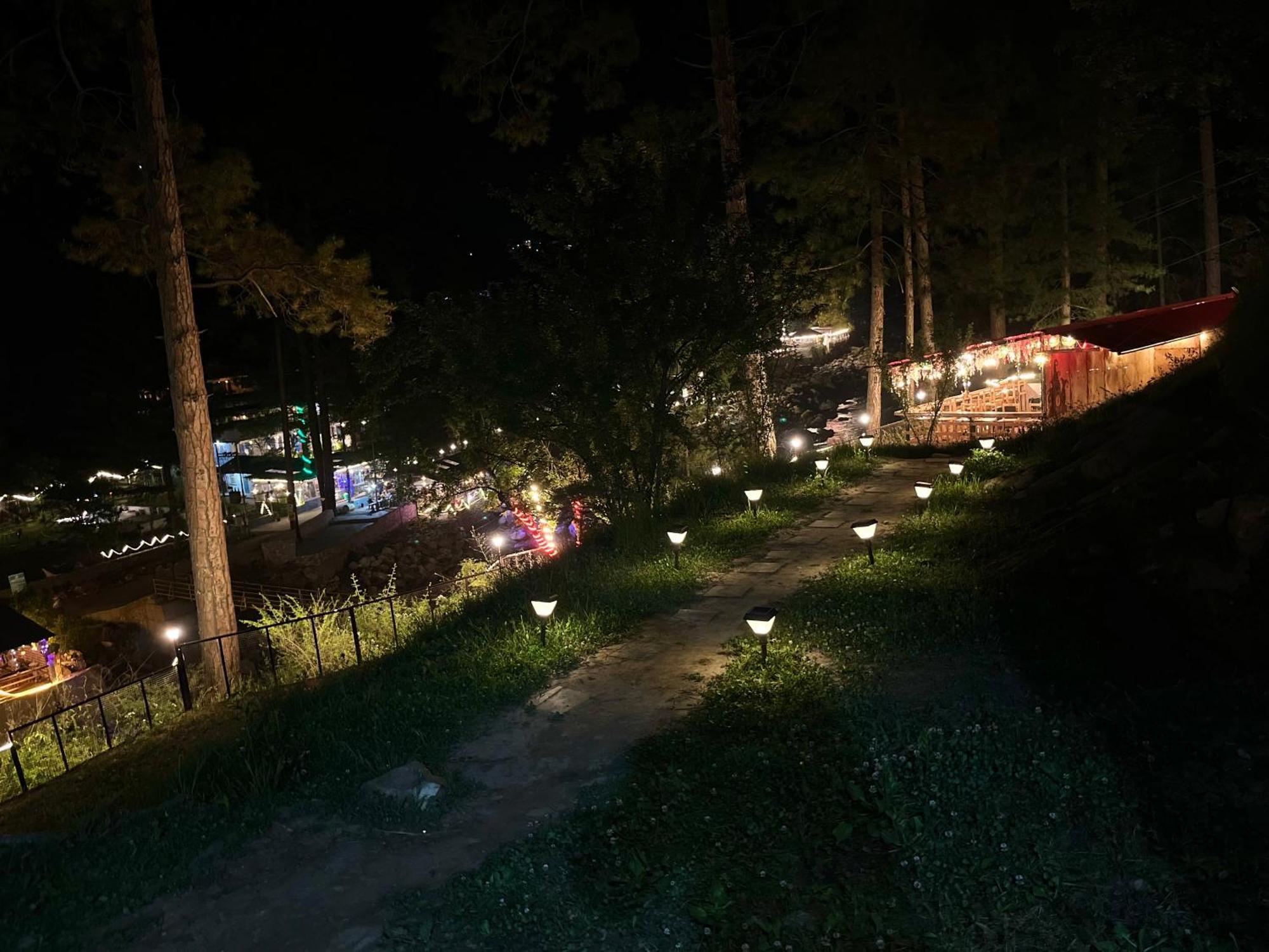 Ahava Kasol Riverside Cafe And Cottages Bagian luar foto