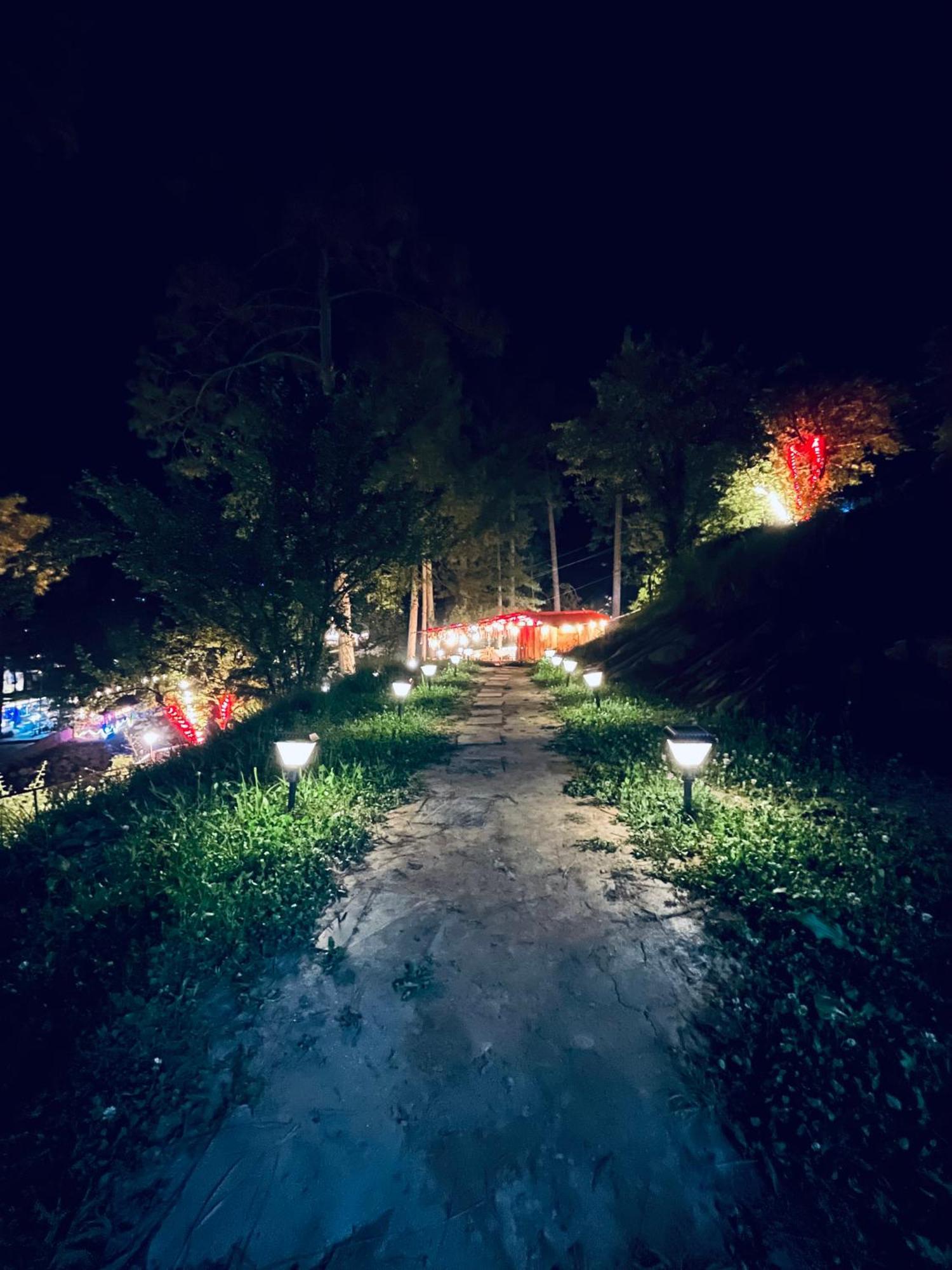 Ahava Kasol Riverside Cafe And Cottages Bagian luar foto